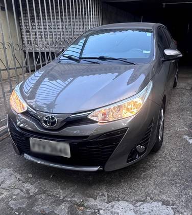 TOYOTA YARIS 1.5 16V FLEX XS MULTIDRIVE TOYOTA YARIS 1.5 16V FLEX XS MULTIDRIVE